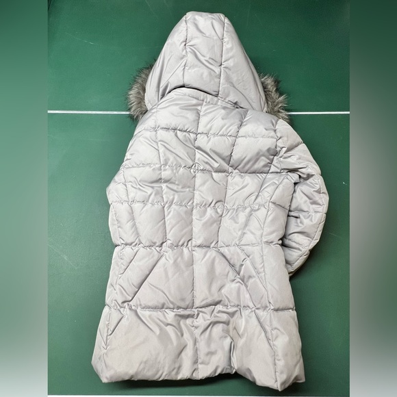 Light Gray Calvin Klein Coat. Women's small. Great condition. Warm. - Picture 3 of 7